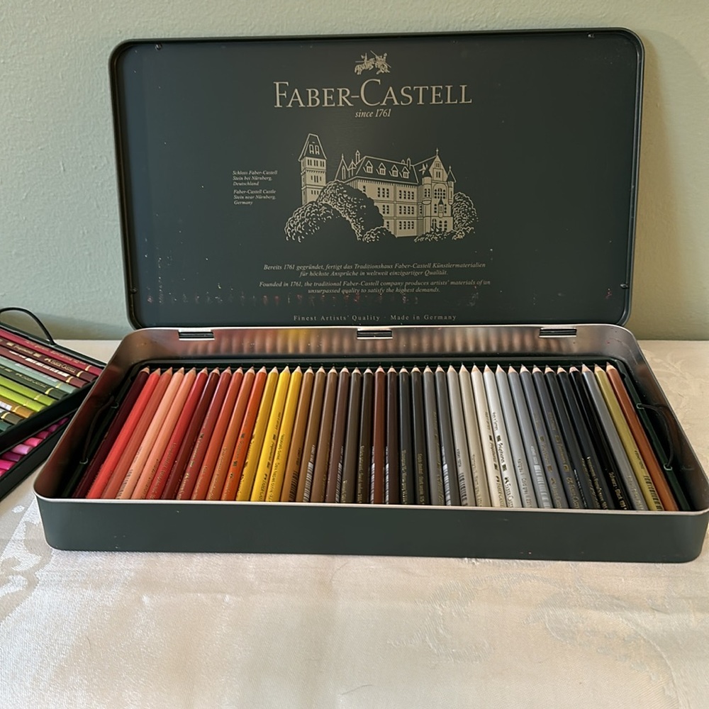 Faber Castell Polychromos Artists 120 Color Pencil Set Tin. - Picture 8 of 10